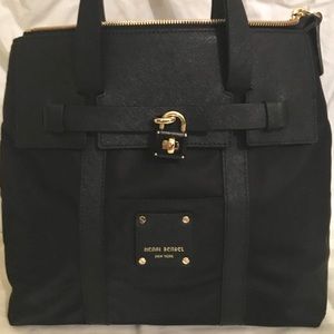 Henri Bendel Jetsetter